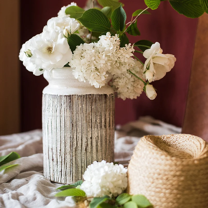 

Handmade Ceramic Vase Flower Gracked Glaze Crackle Glaze Art Style Decoration Chinese Style European Style Zen