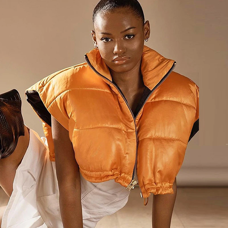 

Women 2023 Streetwear Sleeveless Turtleneck Fashion Orange Puffer Vest Zipper Casual Tops Winter Coat Cropped Jackets Wholesale
