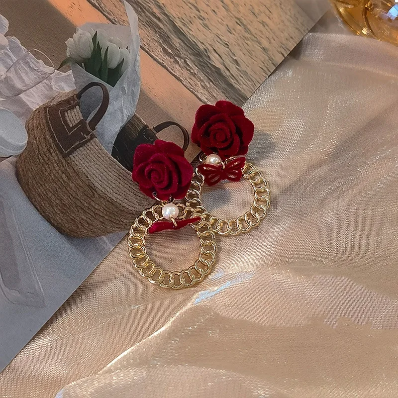 

Vintage Red Rose Flower Flocking Stud Earrings For Women Korean Cute Butterfly Pendant Pearl Earrings Wedding Party Jewelry