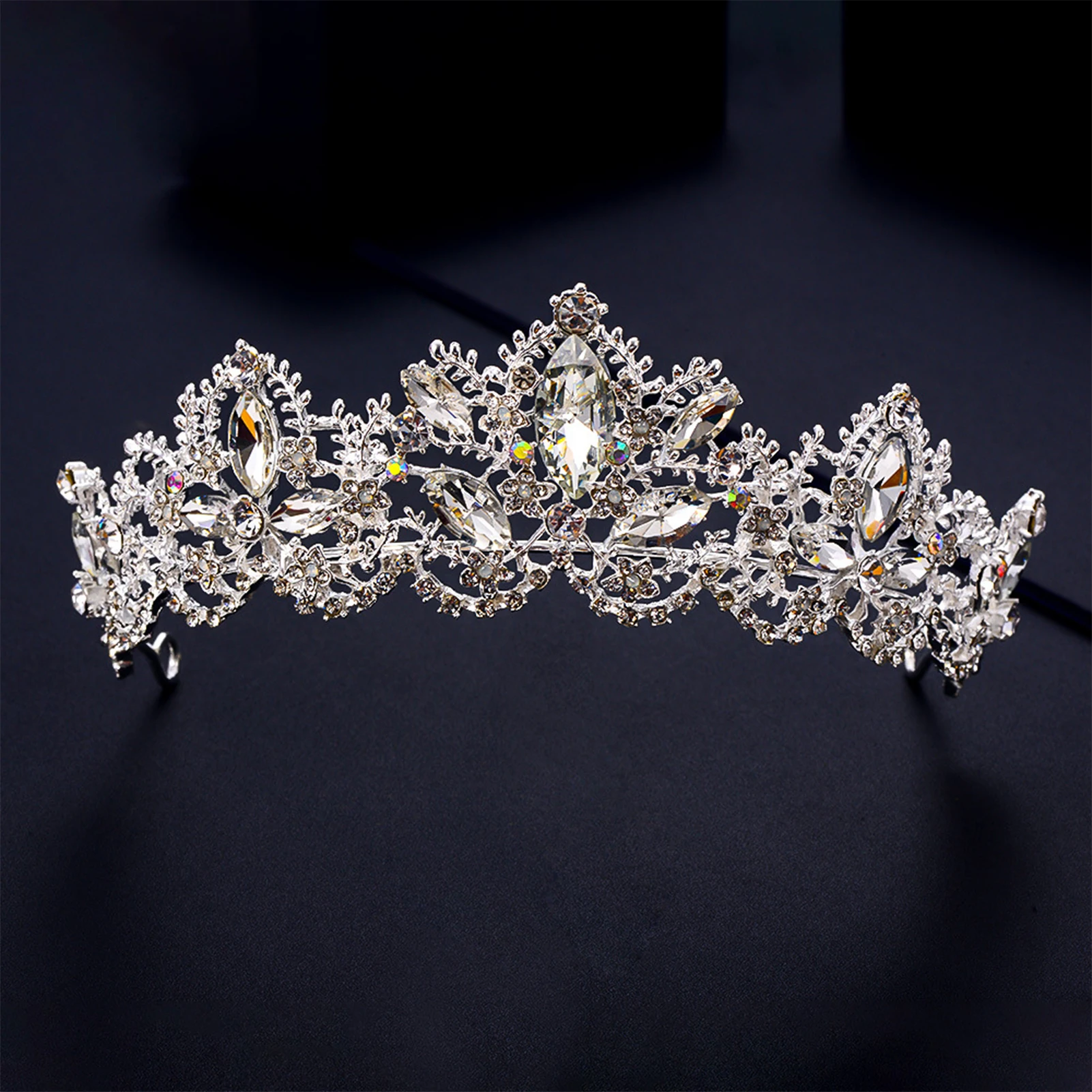 

Alloy Crystals Headdress Fashion Head Jewelry Performance Headband