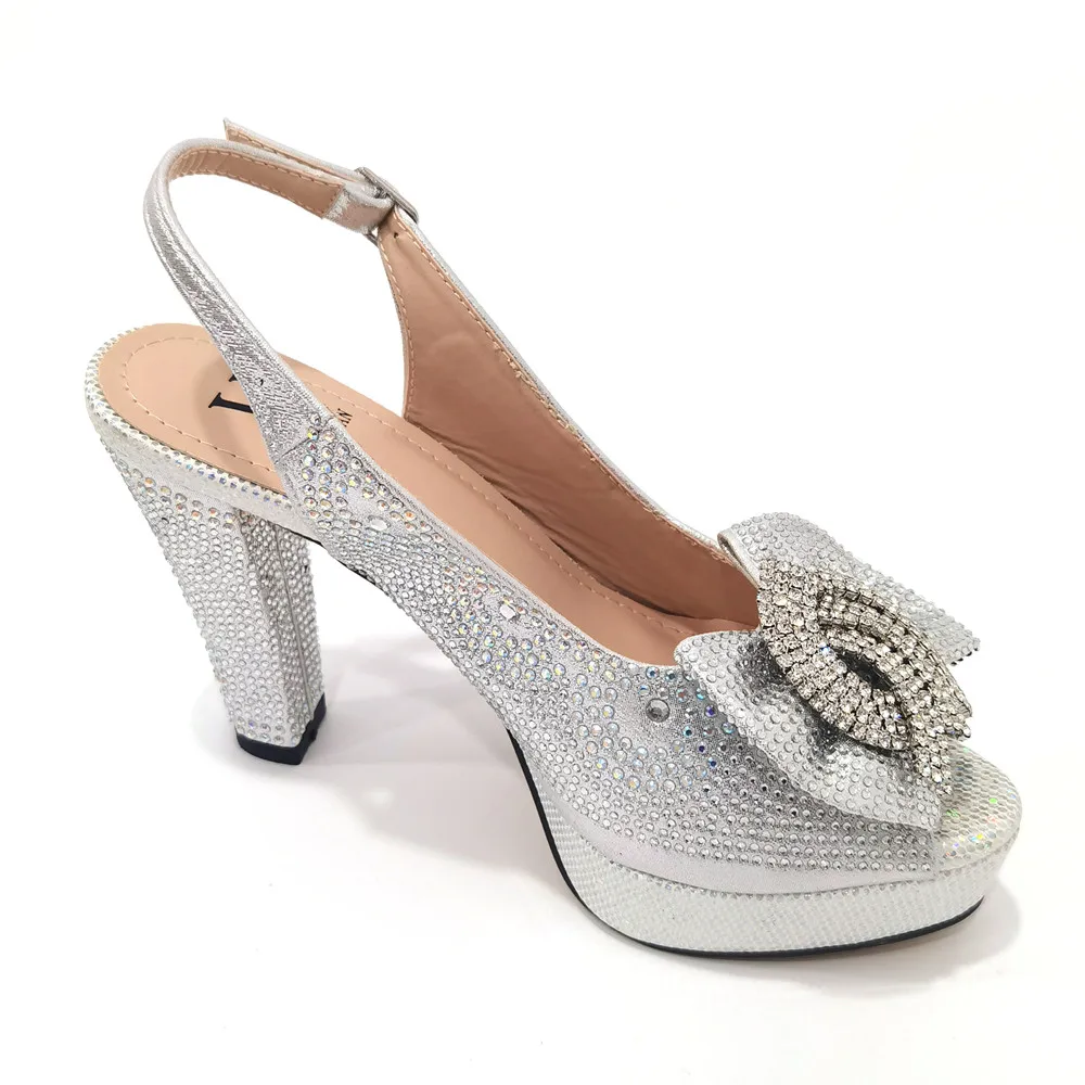 Venus Chan 2022 New Fashionable Silver Color Nigerian Women Party Shoes With Bags Set for African Ladies Wedding Party