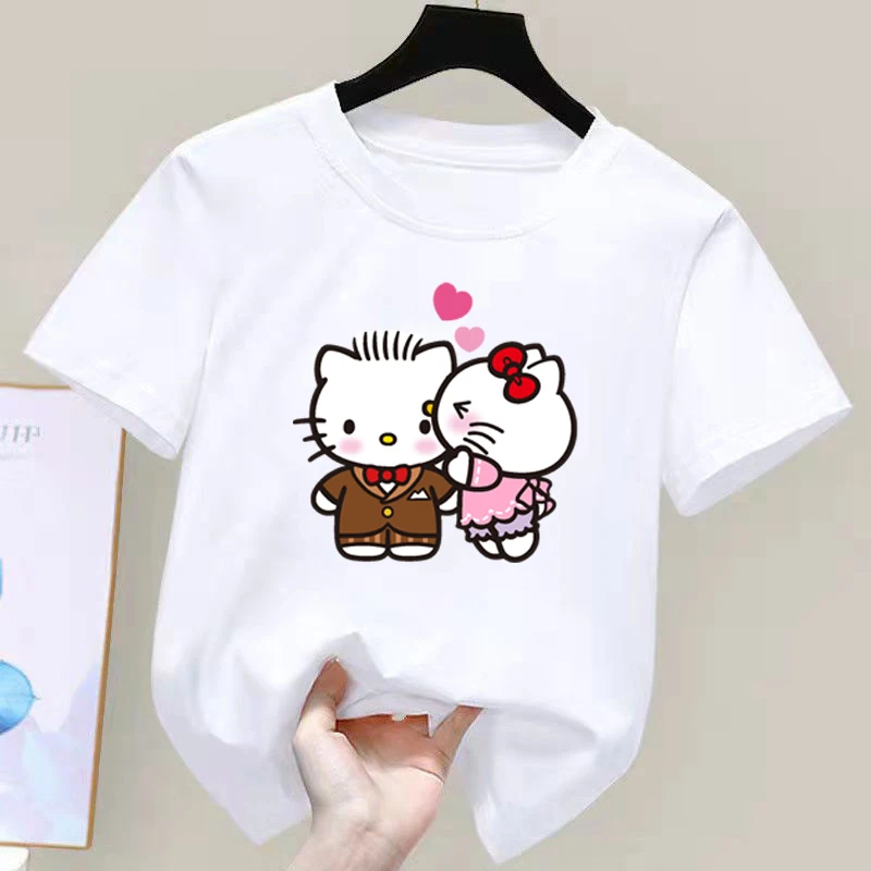

Новинка, летняя детская футболка Sanrioed Hello Kitty, Милая футболка, повседневная винтажная одежда с аниме рисунком, детский топ для девочек и маль...