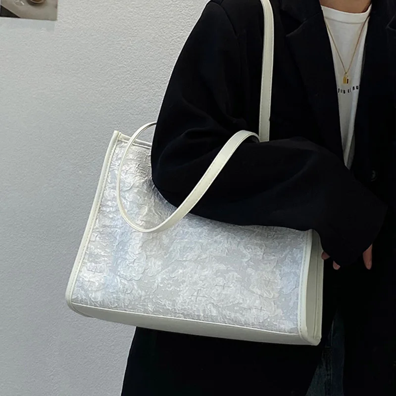 

Niche design large-capacity pleated shoulder tote bag female 2022 autumn and winter new fashion high-end shoulder bag