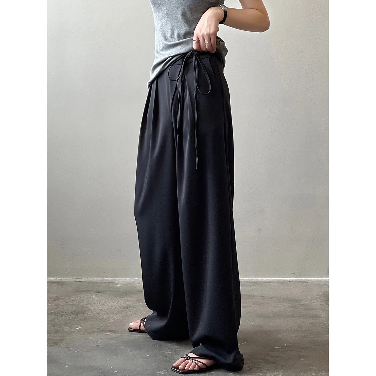 

SuperAen Women's Suit Pants Summer 2022 New Niche Strap High Waist and Drooping Casual Straight Leg Pants