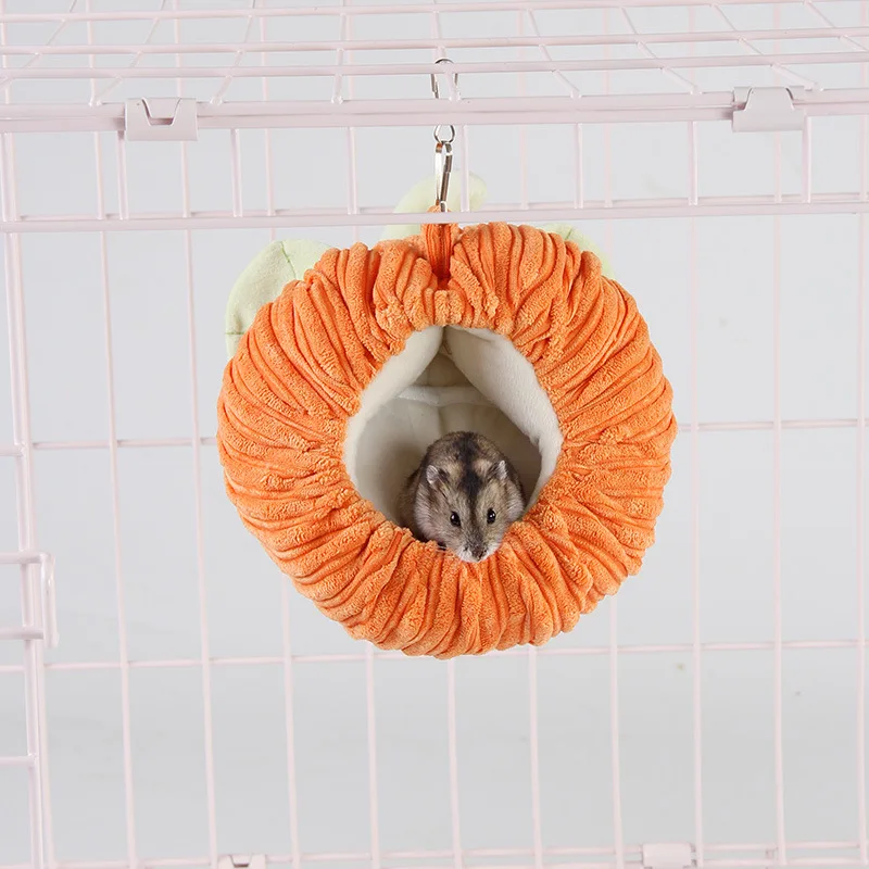 

Cute Hamster House Soft Guinea Pig Nest Pumpkin Shaped Nest Winter Warm Rodent Hammock Sugar Glider House Small Pet Items