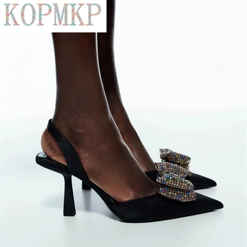 

Женские босоножки без задника, туфли без задника на тонком каблуке, с заостренным носком, со стразами и бантом-бабочкой, лето 2023