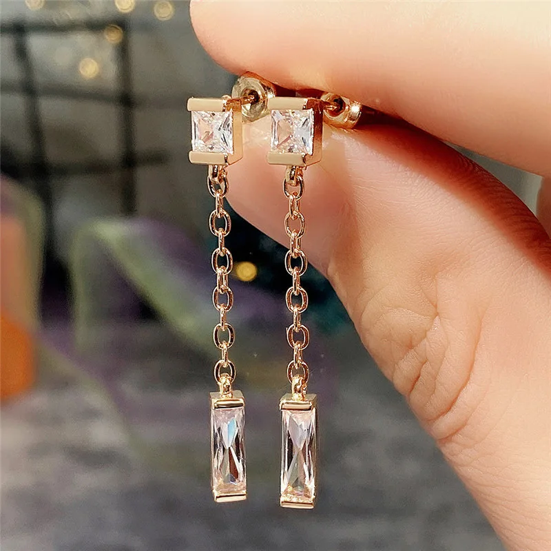 

Fashion OL Tassel Chain Glass Filled Niche Design Sense Fashion Temperament Female Earrings Engagement Jewelry Gift
