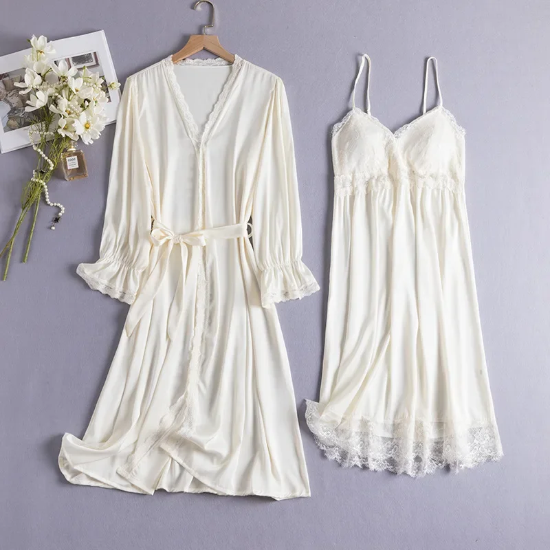 Комплект женский кружевной из халата и атласной рубашки ночная рубашка кимоно