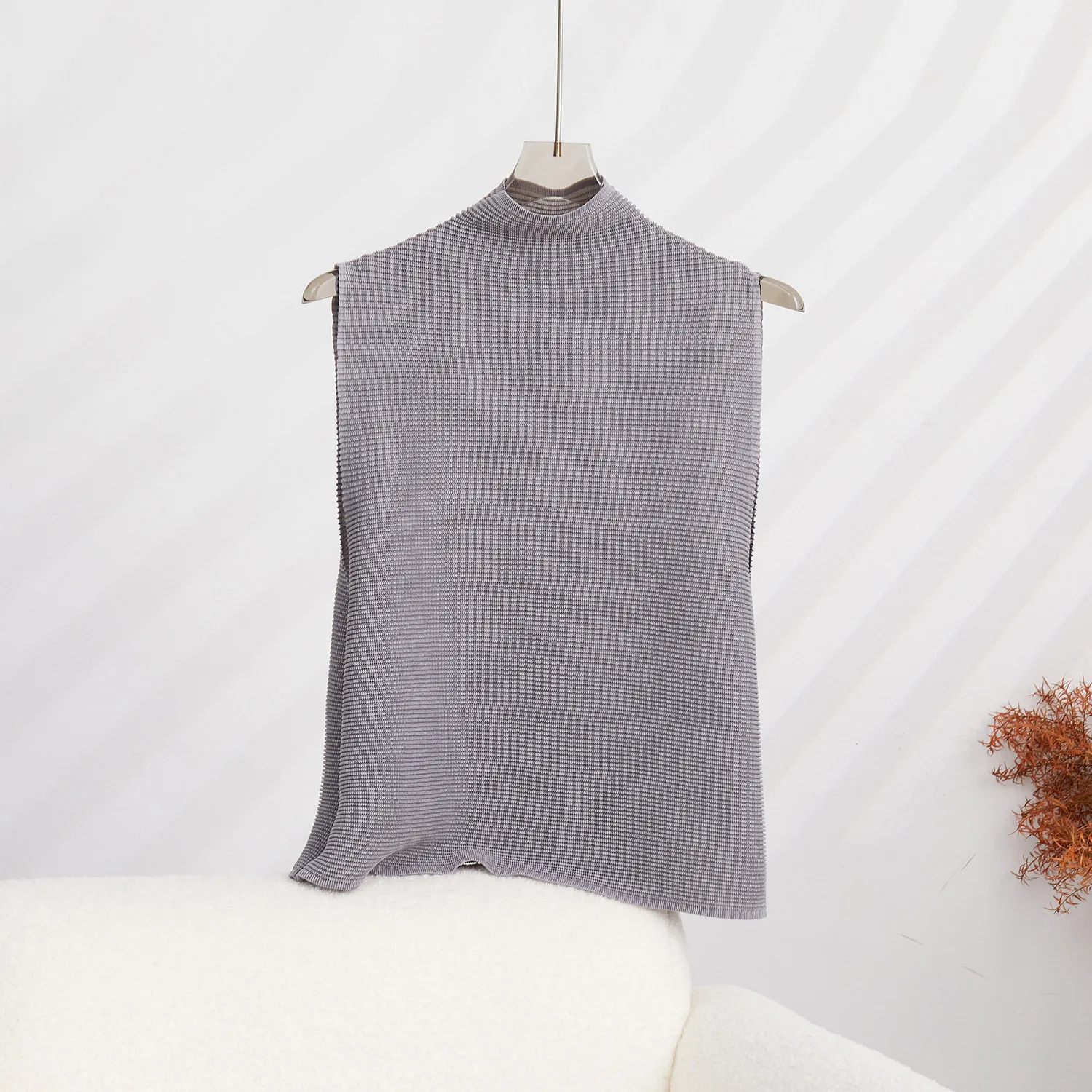 

Женская плиссированная футболка миаке без рукавов, однотонная свободная футболка с полувысоким воротником, модный дизайн, лето 2023