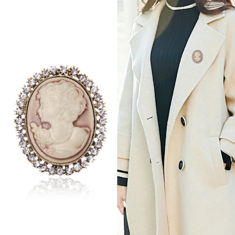 

Fashion Temperament Beauty Head Gem Brooch