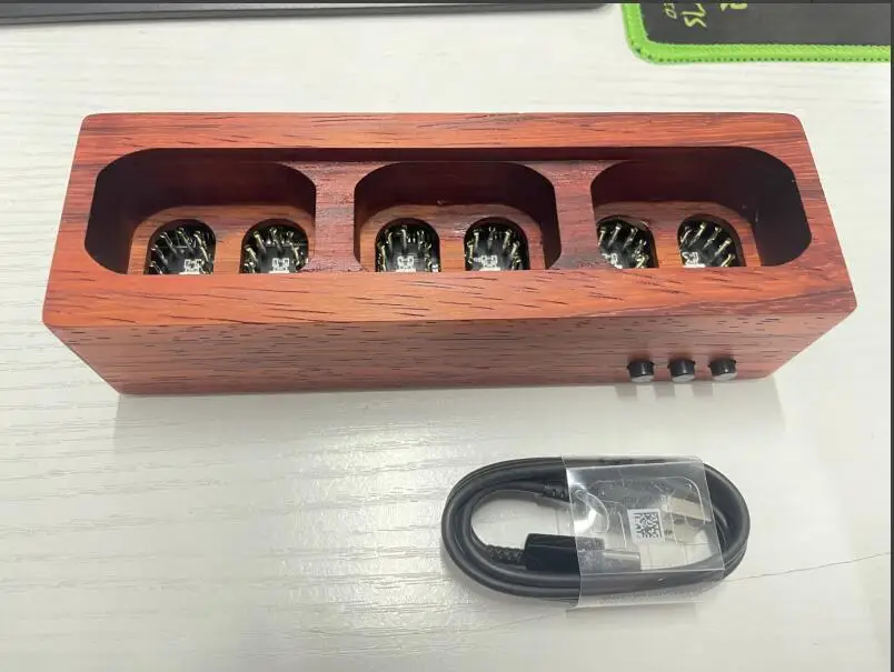 

GHXAMP IN-12 Ретро часы