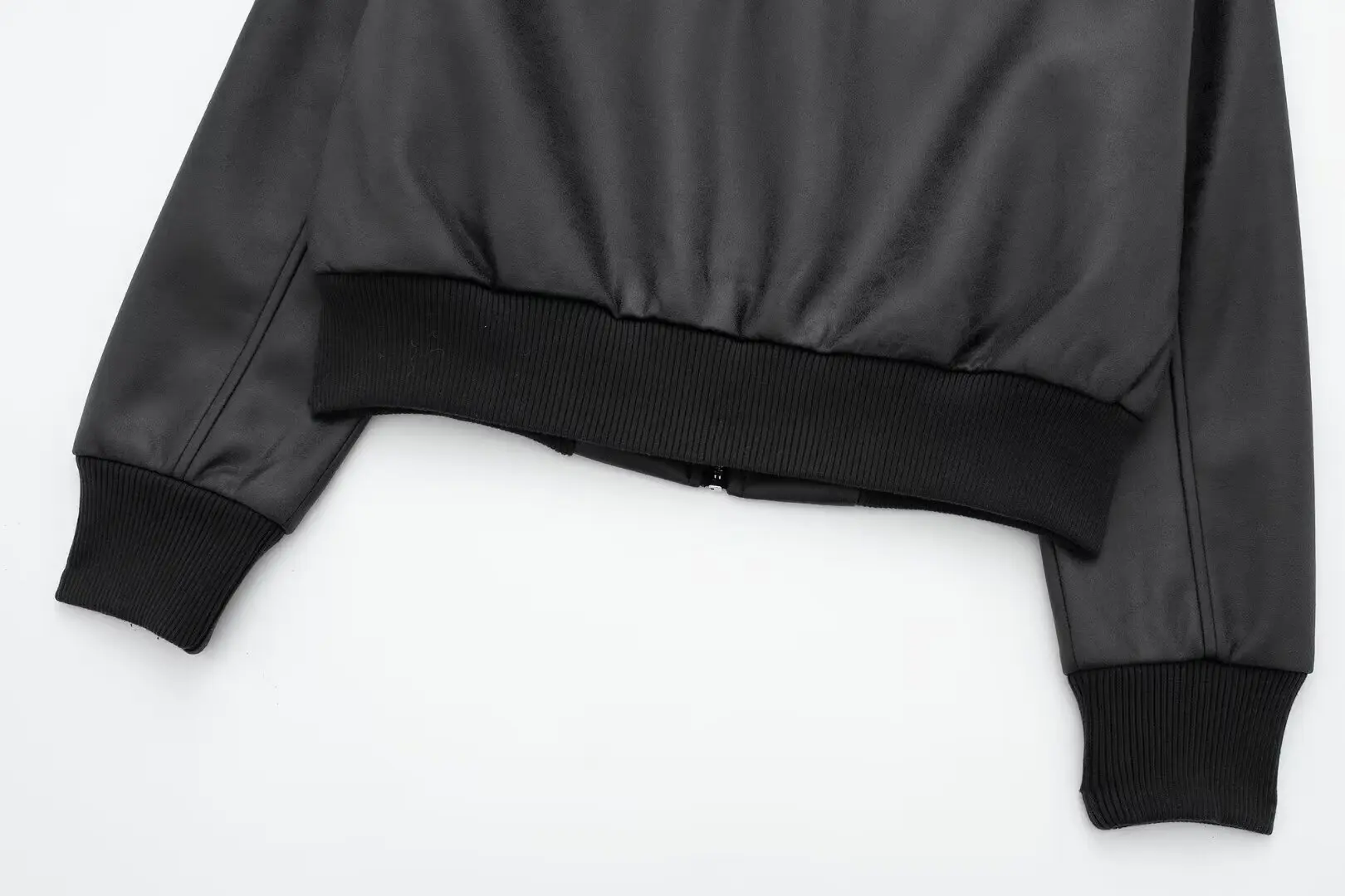 Женская зимняя куртка на молнии HH TRAF черная Толстая с отложным воротником