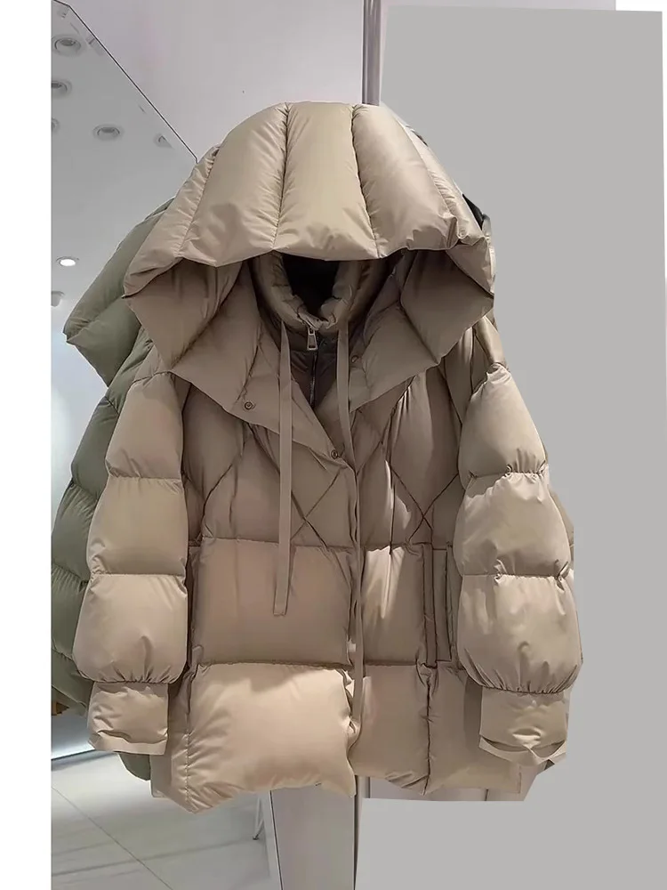 Рисунок 2 - Женская одежда 2023