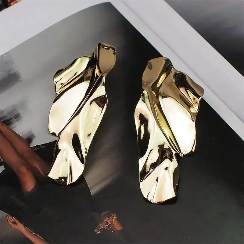 Женские винтажные серьги-гвоздики