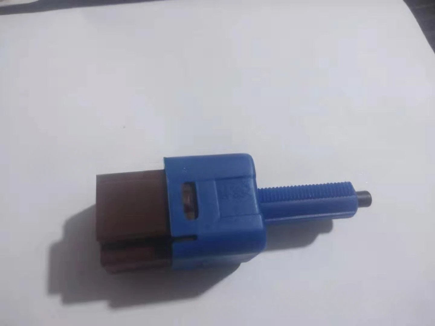 Переключатель 25320-BC60A/D/B 25320-JY00A 83311FJ001 подходит для левой системы ТОРМОЗА