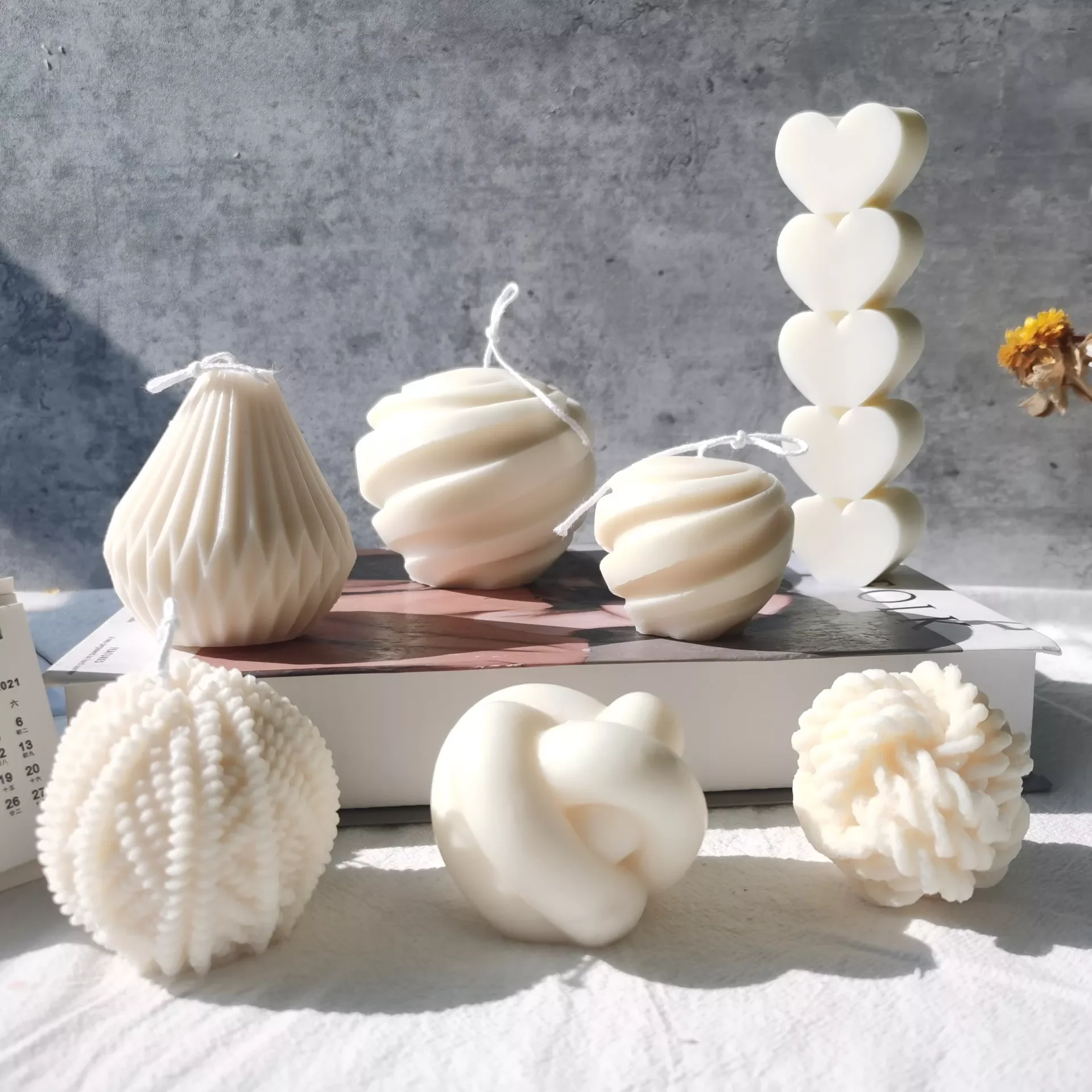 

2022 Candle Silicone Mold Stereo Mold Handmade Soap Silicone Mold Cake Decorating