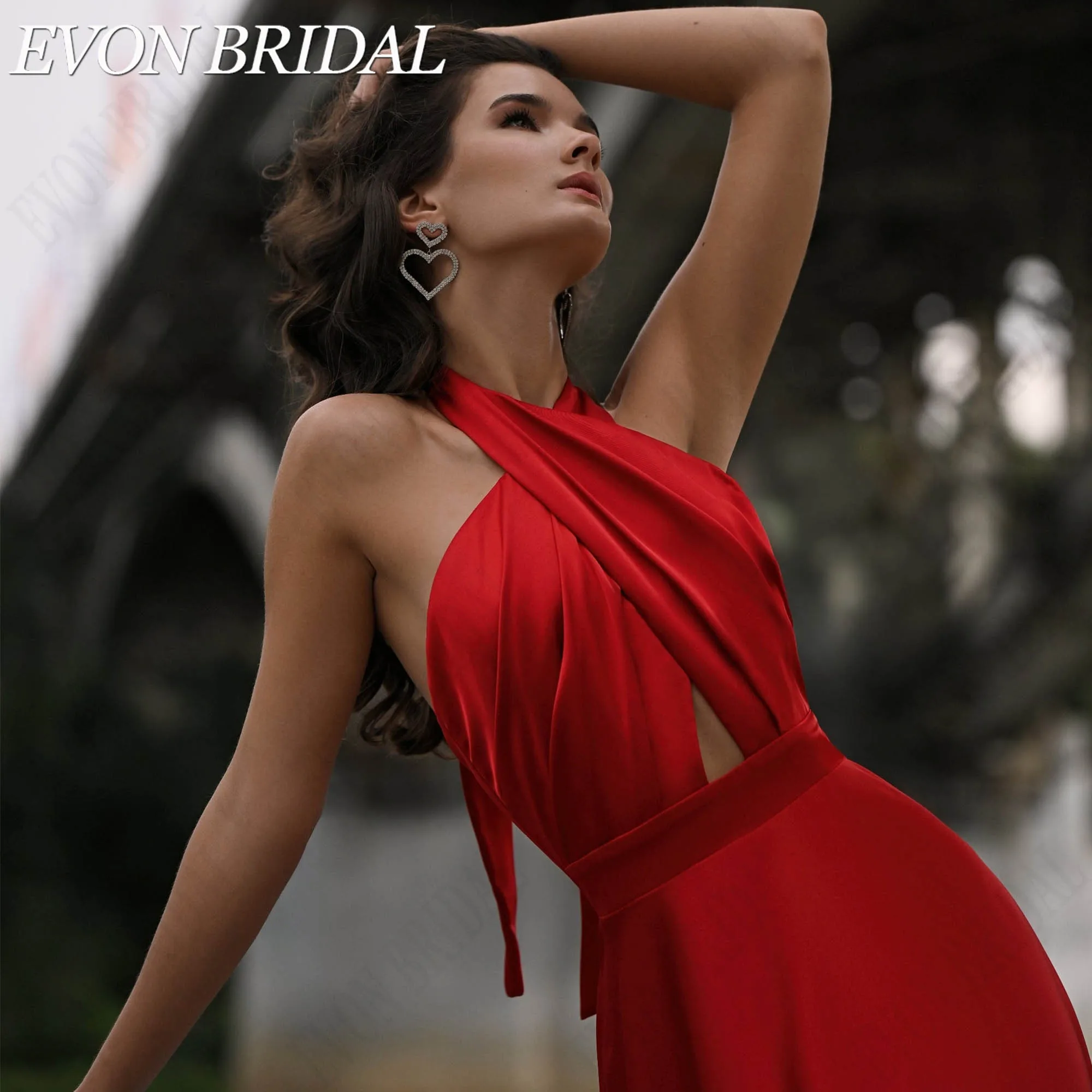 EVON BRIDAL Вечерние Платья А-Силуэт Из Красного Атласа Горловина Халтер Скрещенный Крой С Вырезом На Животе Без Рук Глубокая Открытая Спина Изготовлено На Заказ Красные Вечерние Платья Элегантное Платье На Выпускной (art.: 3920dbce85ee6) - 3920dbce85ee6