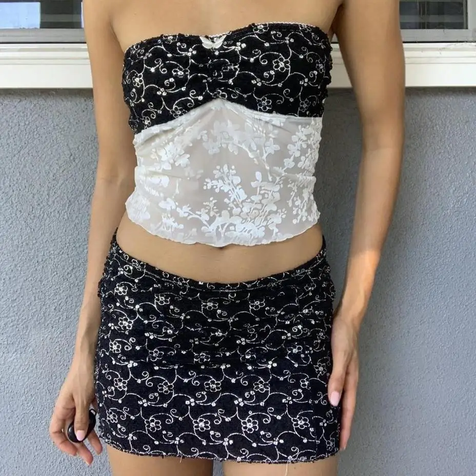 

Женский летний комплект Y2K, Яркий Модный контрастный цветочный бандо без бретелек и эластичная пляжная мини-юбка, клубная одежда