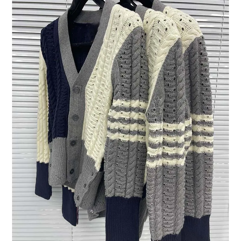 New TB Knitted Sweater Fashion Patchwork Design Sleeve 4-Bar Striped Cardigans Autumn Winter England Style Men Cardigan