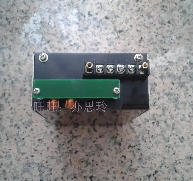 Прибор температуры Yuyao Gongbao Boutique Встроенный электрический регулятор напряжения и