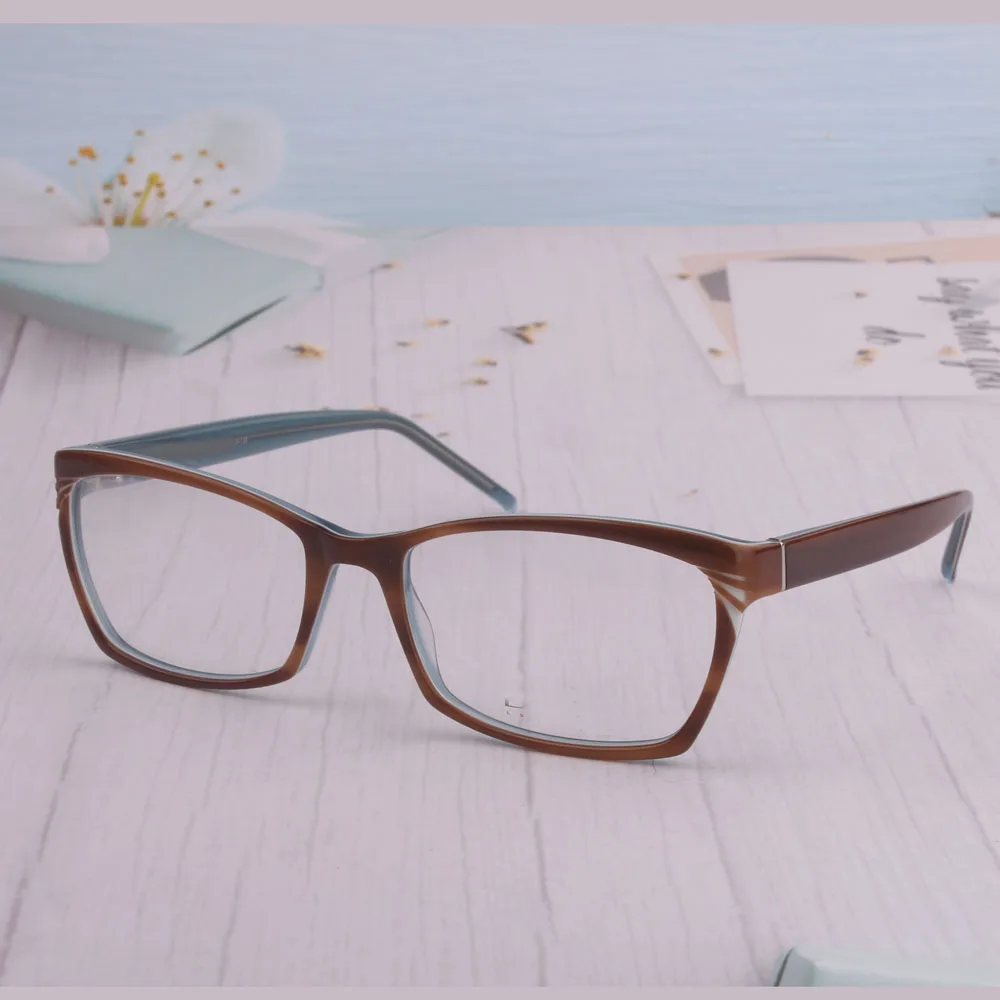 

Модные женские очки, бесплатная доставка, женские очки с резьбой, резьба в полоску, цвет черный, можно установить защитную форму линз с защит...