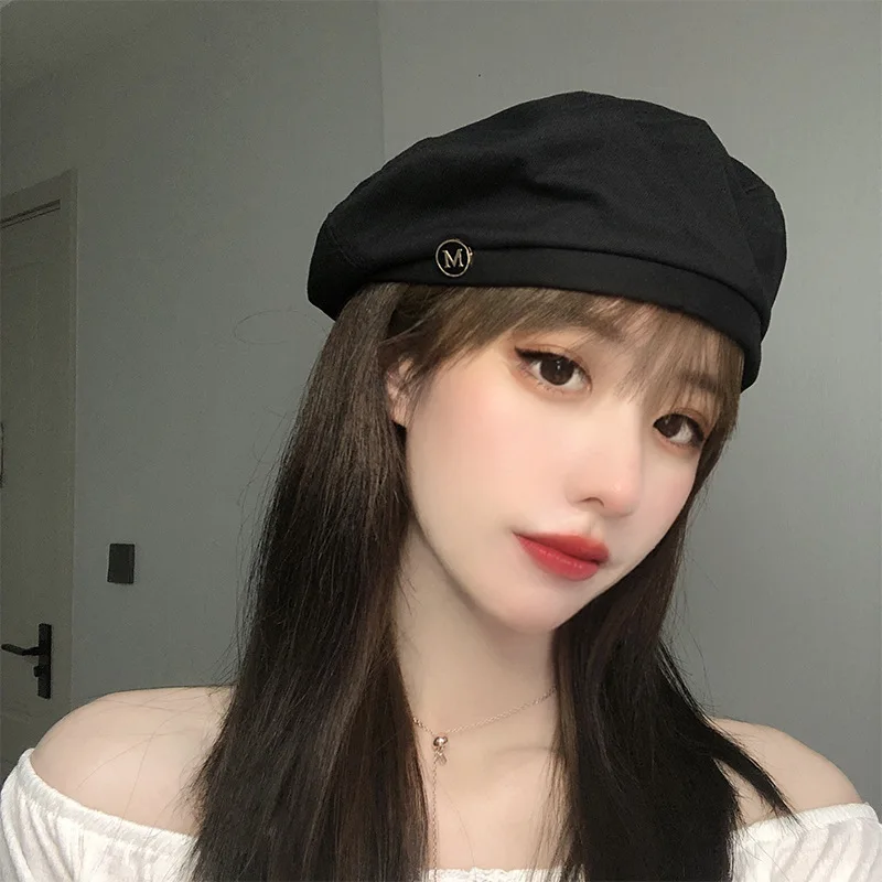 

M Letter Metal Mark Beret Female Thin Black Octagonal Hat Korean Version Japanese British Retro Painter Hat Womens Hats