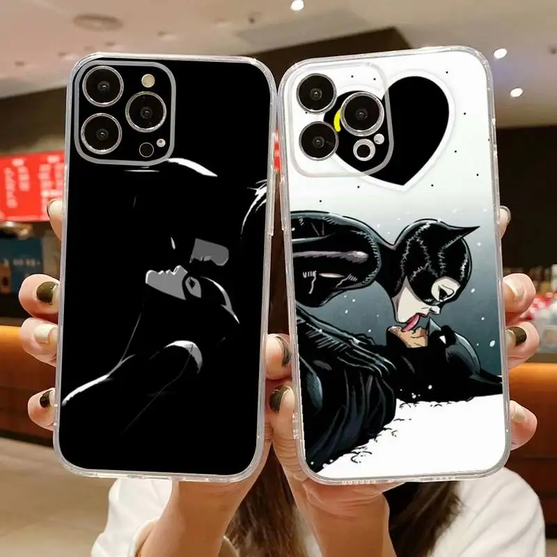 Купи Batman Catwoman Kissing DC Phone Case For iphone 14 Plus 13 12 11 Pro Max Mini X XS XR Soft Transparent Cover за 120 рублей в магазине AliExpress