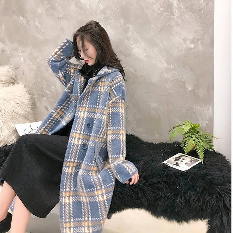 

Warm Outwear Thicken Long Windbreaker Women Casual Turn-down Collar Plaid Stripe Coat Winter Faux Mink Cashmere Wool Coat Female