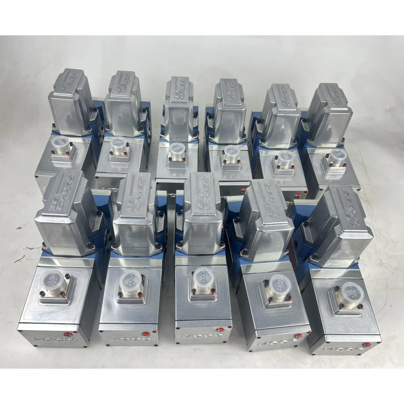 D662-4015 D661Z556C Гидравлический сервоклапан D792-5068 D792-4001