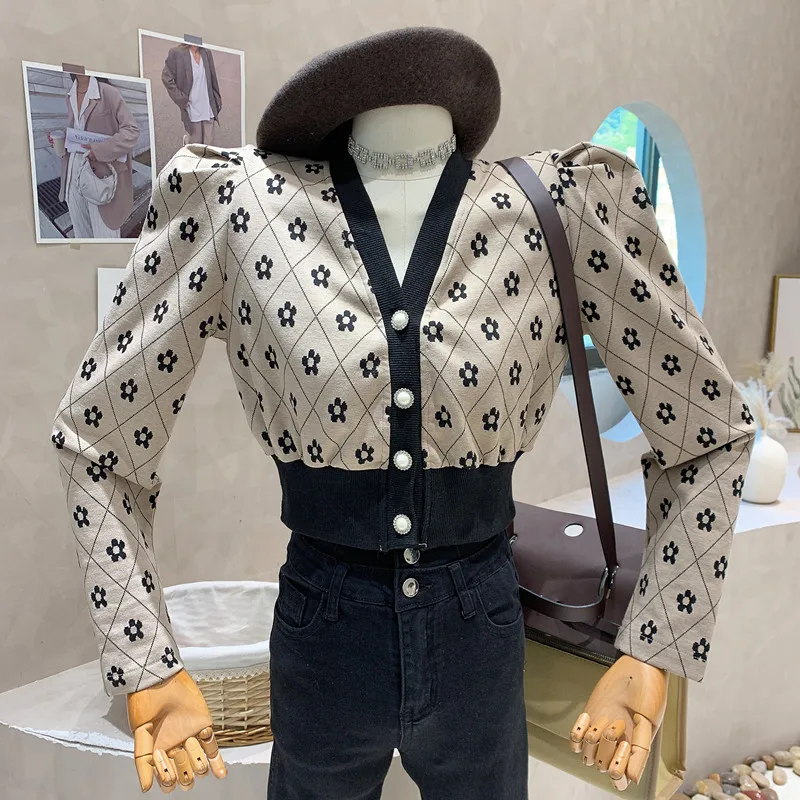 

New in Women's Clothing 2023 Spring V-neck puff sleeve floral cardigan short jacket sexy Long sleeve top coat