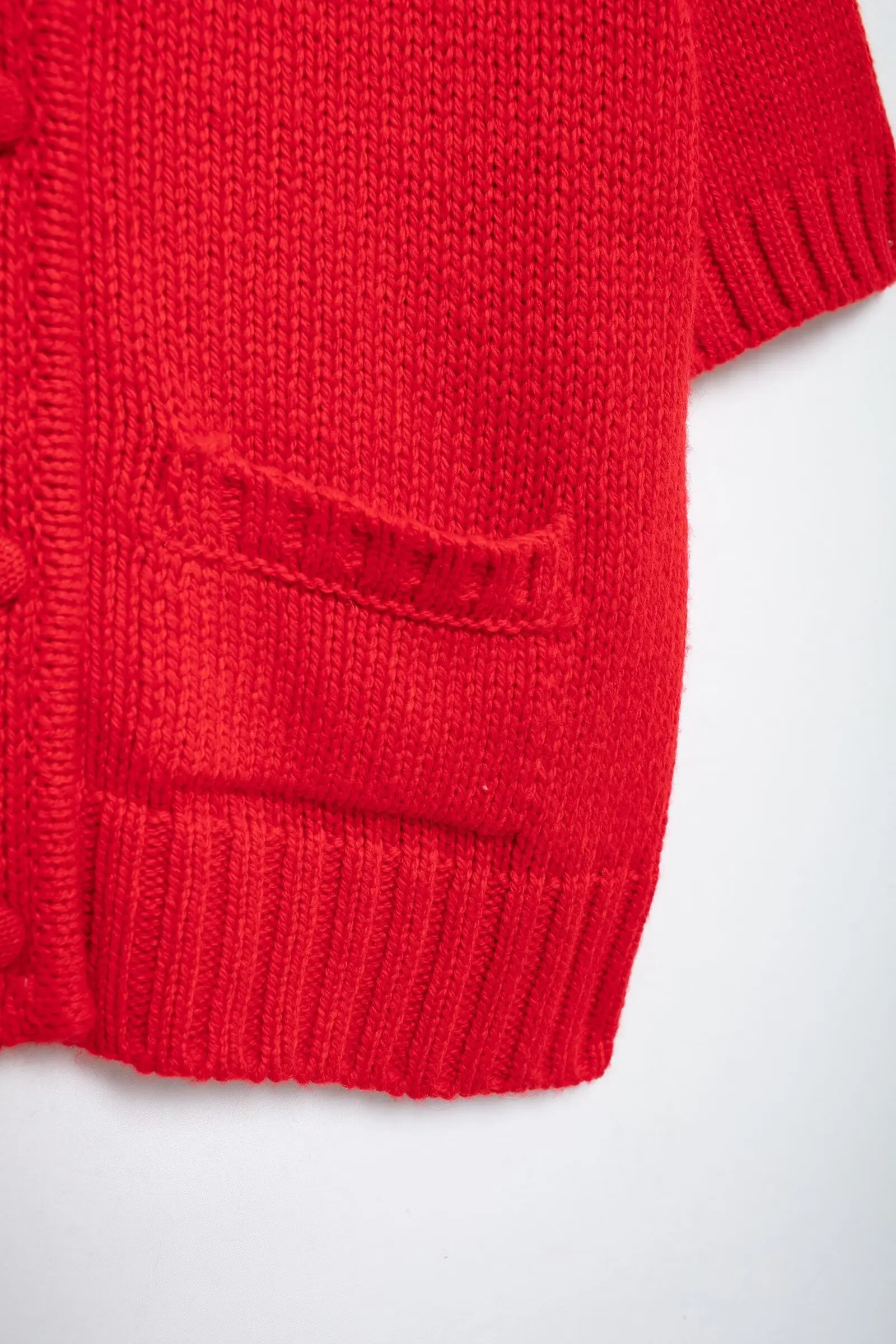 Женский трикотажный кардиган с коротким рукавом и воротником лацканами