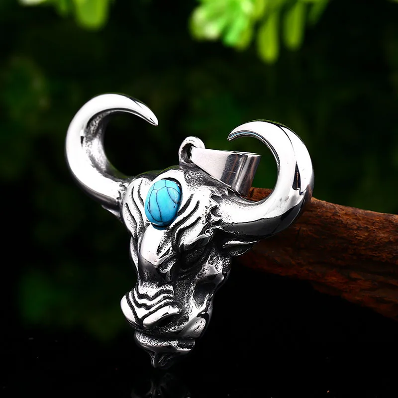 

New Hip-Hop Rock Personality Domineering Male Necklace Retro Creative Bull Head Pendant Punk Style Jewelry Accessories
