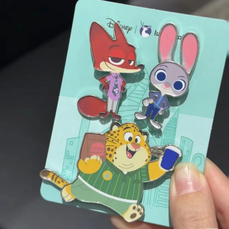 Фото Магнит на холодильник Luckin Zootopia 2: коллаборация, акриловый, вращающийся, с Джуди и Ником, сувенир, коллекционный, декор для дома, подарок №1