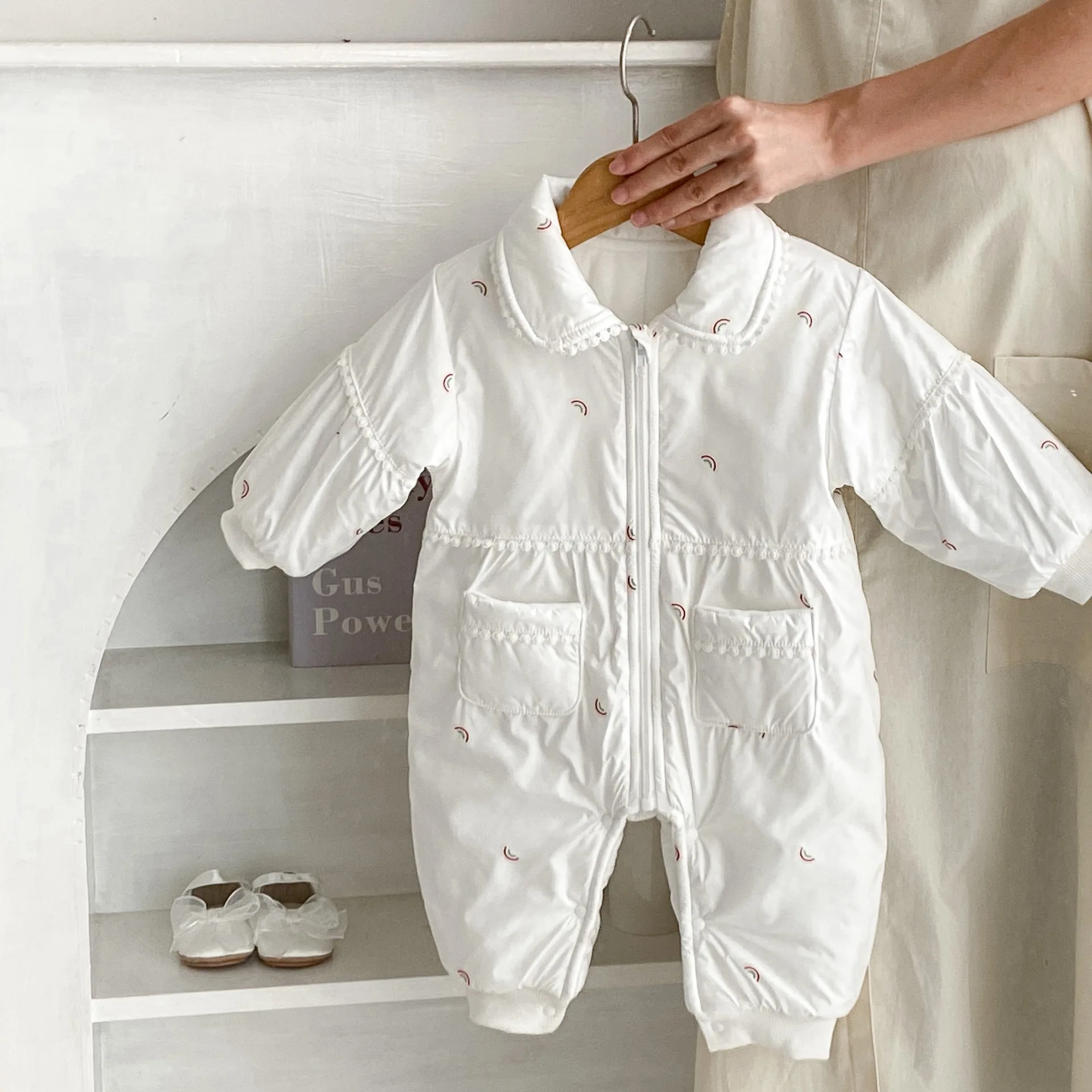 

Детский комбинезон с радужным принтом, на осень/зиму