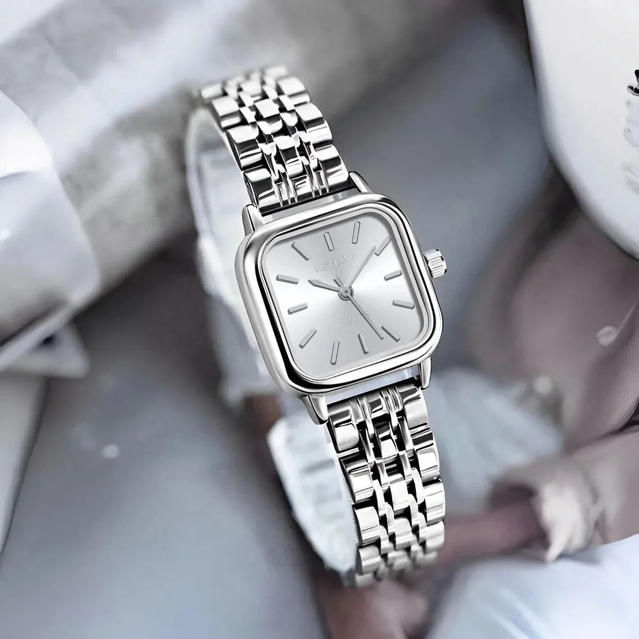 Часы наручные женские кварцевые со стальным ремешком роскошные брендовые модные