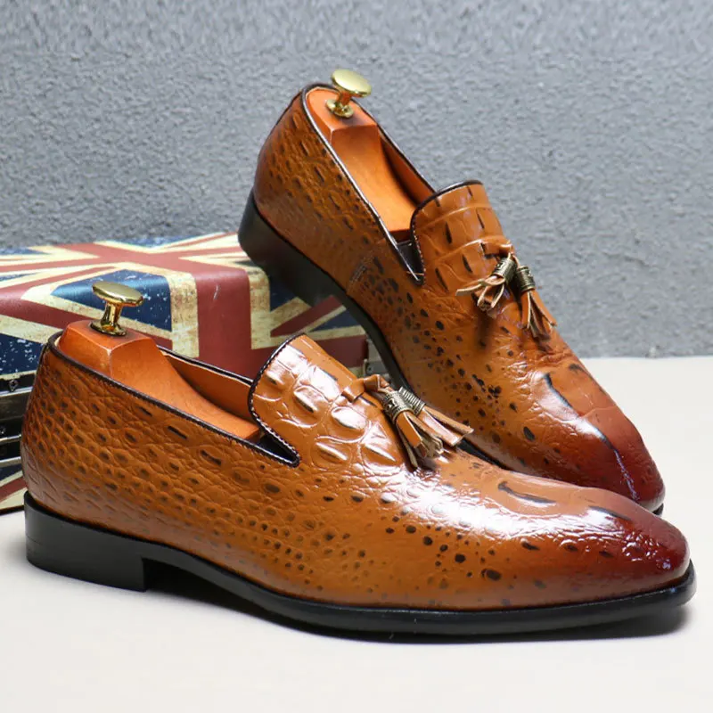 

Four Seasons of New British Men's Crocodile Business Casual Beans Shoes A Stirrup Leather Shoes Tassel Set Feet Le Fu Shoes P109