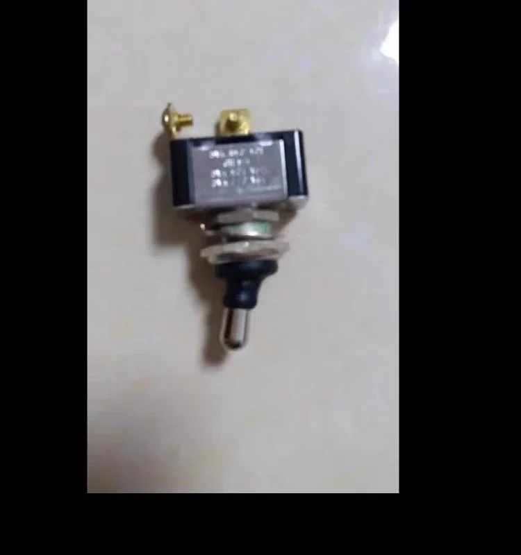 Аксессуары для кранов Xugong снимаются с переключателя управления дроссельной