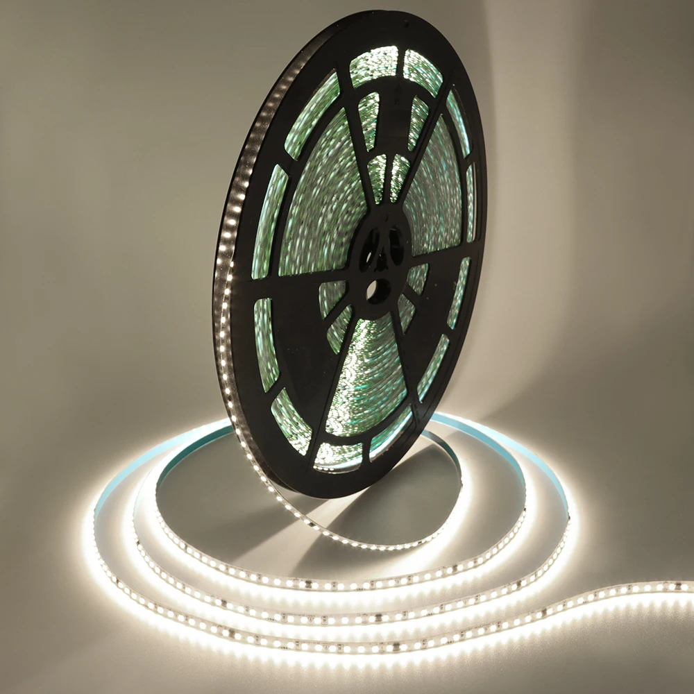 

Водонепроницаемая гибкая светодиодная лента HEGEHE 220В тёплый белый свет 10м