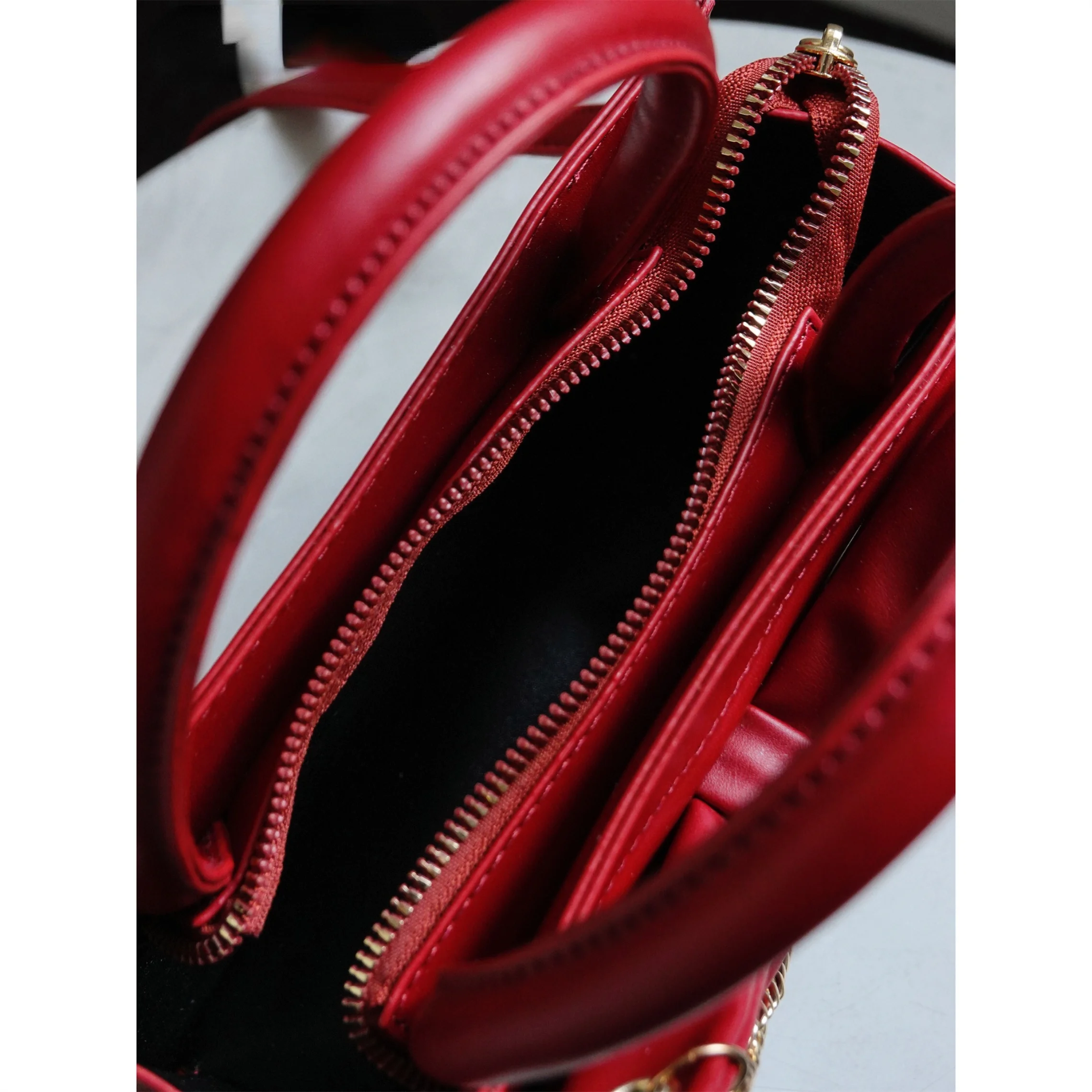 Luxury Design Women Square Shoulder Bags Pearl Chain Ladies Bowknot Clutch Purse Handbags Female Red Small Tote Crossbody Bag