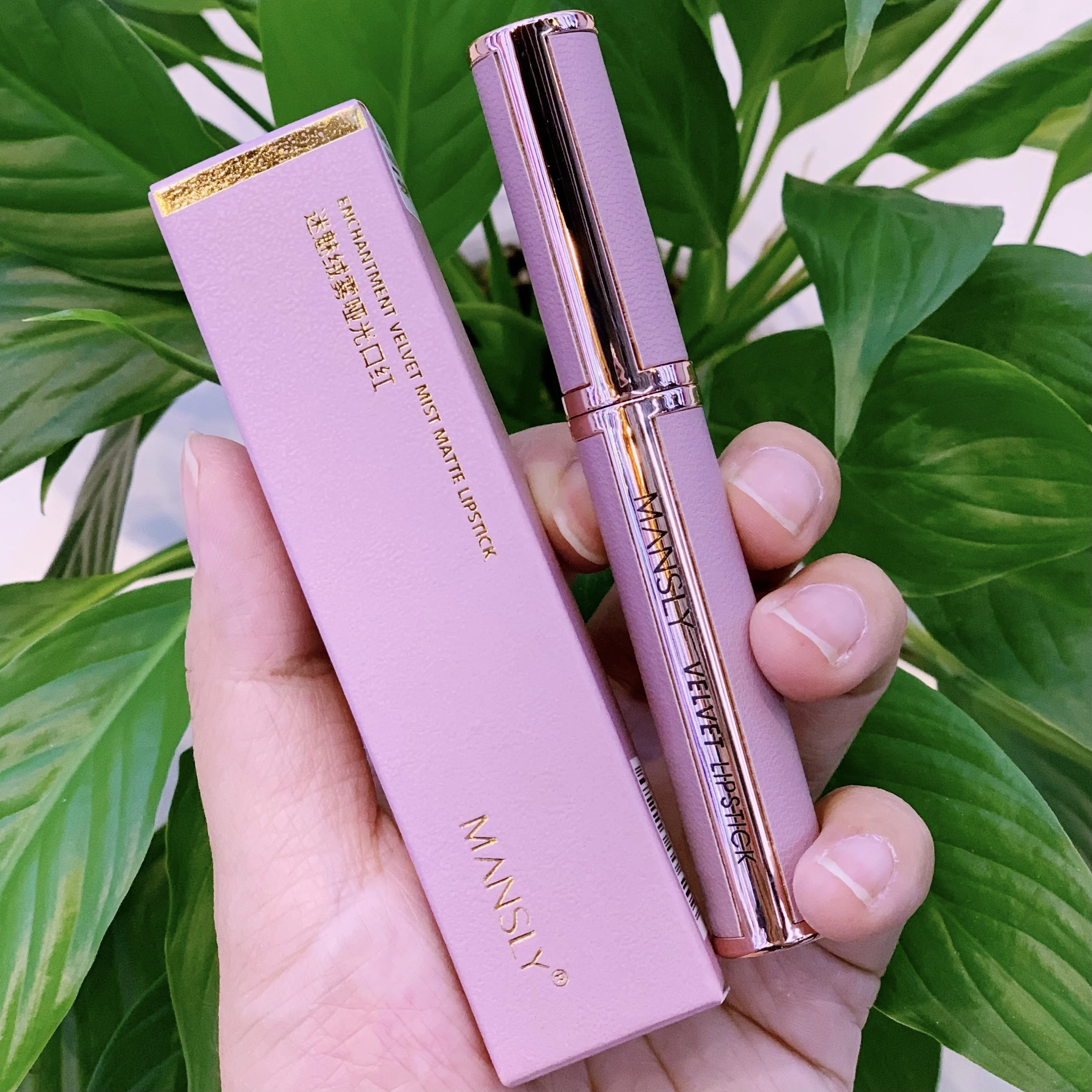 

Очаровательная Матовая бархатная помада с туманом, гладкая, стойкая, водостойкая, легкая в нанесении, искусственная красота, Макияж для губ