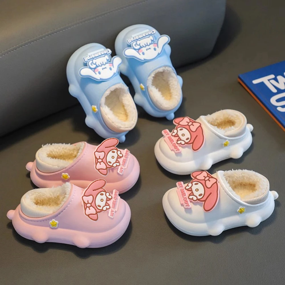 

Anime Sanrio Winter Shoes Cute Hello Kitty Cinnamoroll Kuromi Thickened Thermal Shoes Cartoon Kawaii Plush Warm House Slippers