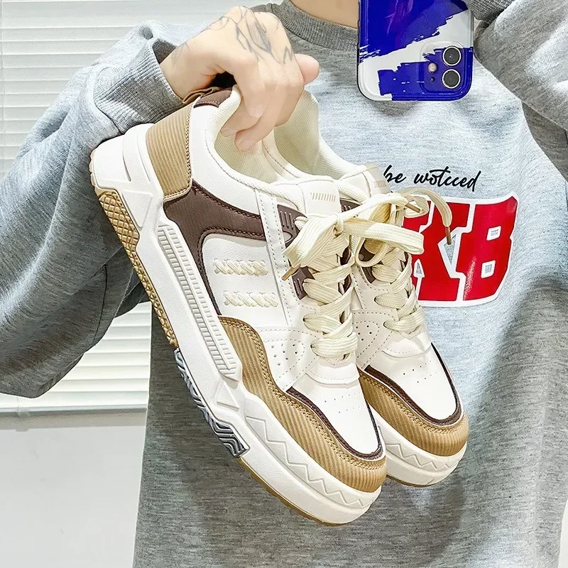 Мужская обувь весна-лето 2024 дышащая новая спортивная сетчатая на толстой подошве