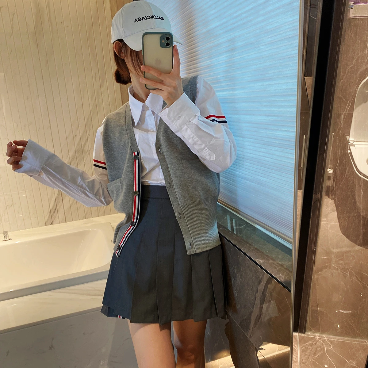 

Y2k Knitwears Korean Fashion Sweaters Fall Winter Cardigan Tops For Women 2023 New Vest Kawaii Clothing Women Sleeveless Clothes