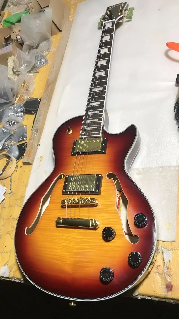 

Китайская гитарная фабрика, под заказ, новая полуполый корпус, электрическая гитара sunburst colr Jazz, золотая гитара, бесплатная доставка 8yue9 335