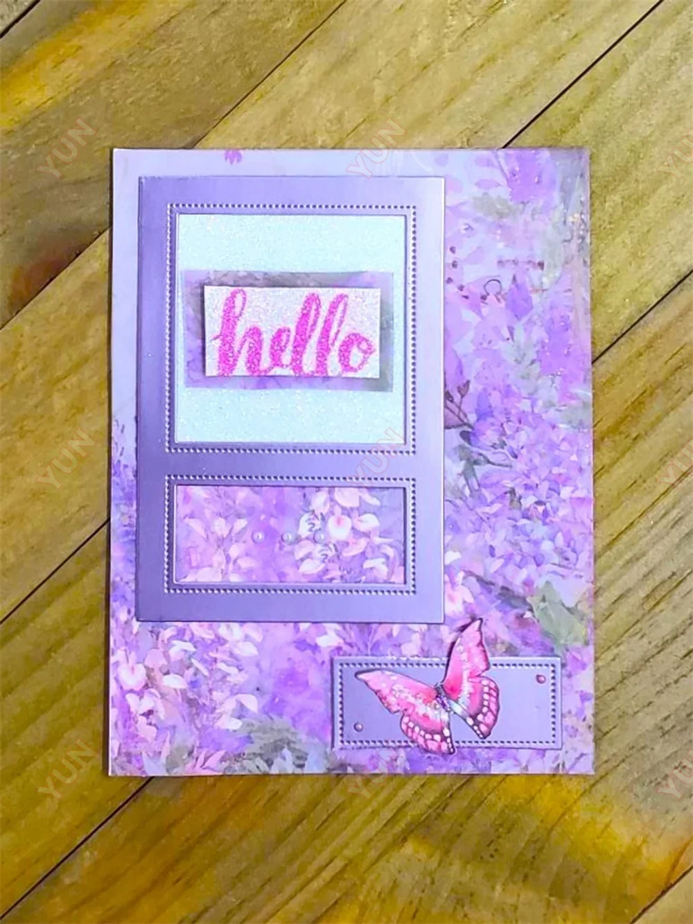 Простой и простой маленький прямоугольный металлический режущий штамп с зубцами