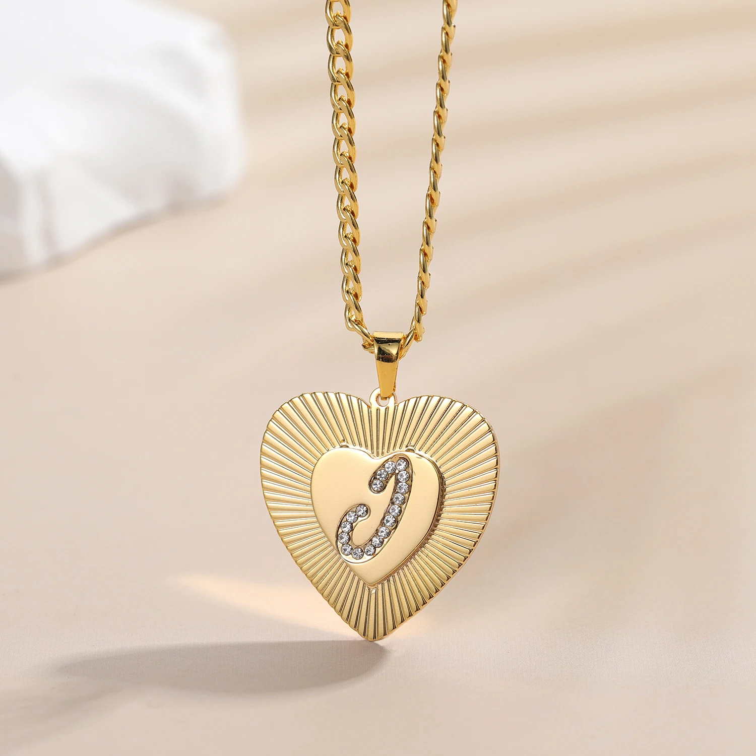 

Custom Initial Necklace With Heart 18K Gold Plated Letter Pendant Personalized Cubic Ziconia Chocker Valentines Day DelicateGift