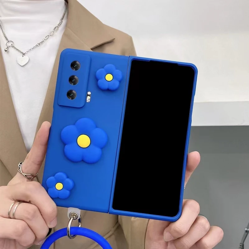 

Fashion Cartoon Blue Flower Phone Case For Samsung Galaxy Z Fold 4 Z Fold 5 Z Fold 3 2 Klein Blue Portable Hanging Ring Cover