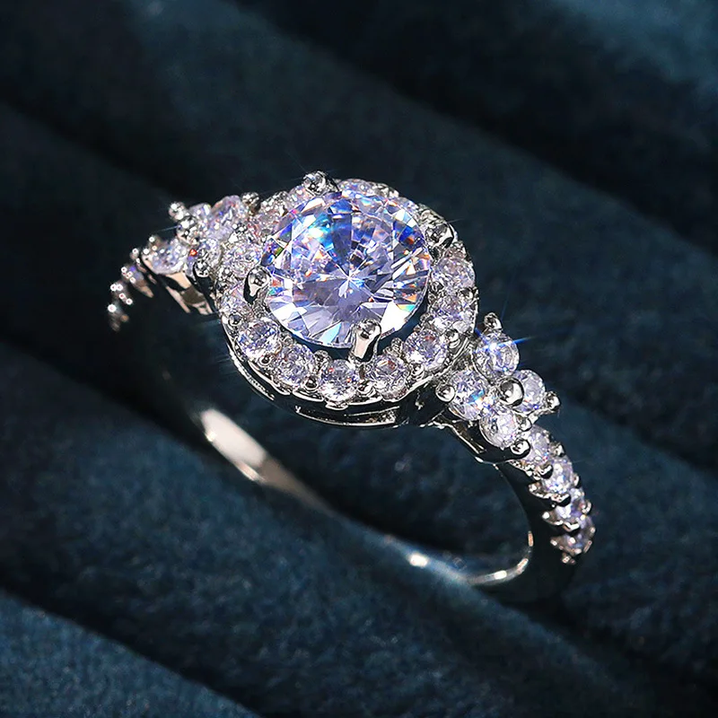 

Fashion Luxury Round Ring Band With Full CZ Stone Paved Silver Color Temperament Retro Wedding Engagement Love Promise Ring