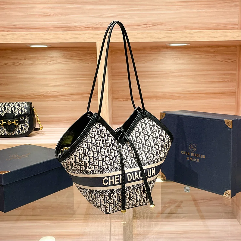 

Infinite Charm Printing Letters Totes Bags 2023 New Fashion Single Shoulder Messenger Handbags Famous Brand Large Capacity Bag
