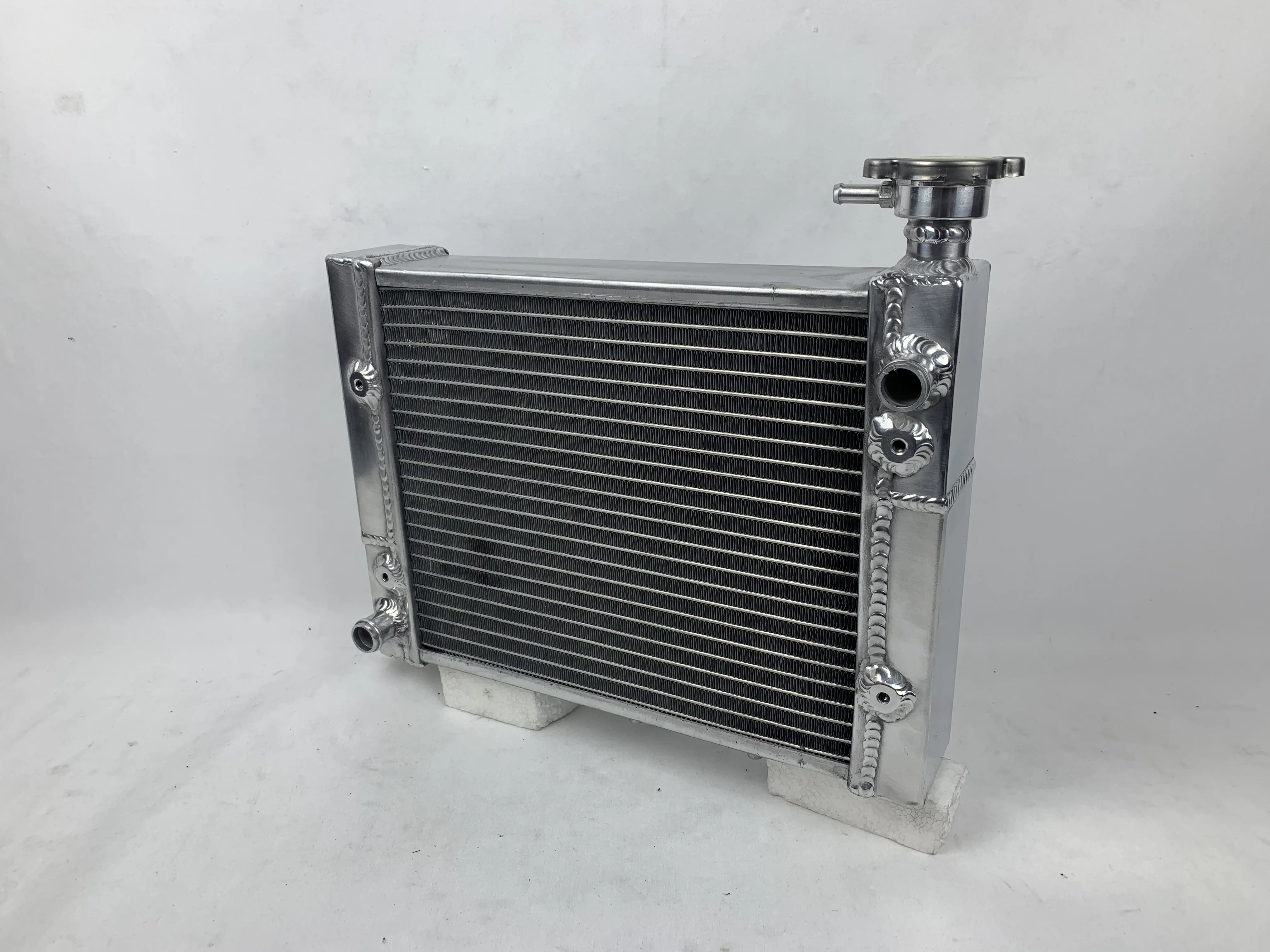 

Для 2007-2014 Can-Am Outlander 500 650 800 800R алюминиевый радиатор, охладитель охлаждающей жидкости 2007 2008 2009 2010 2011 2012 2013 2014